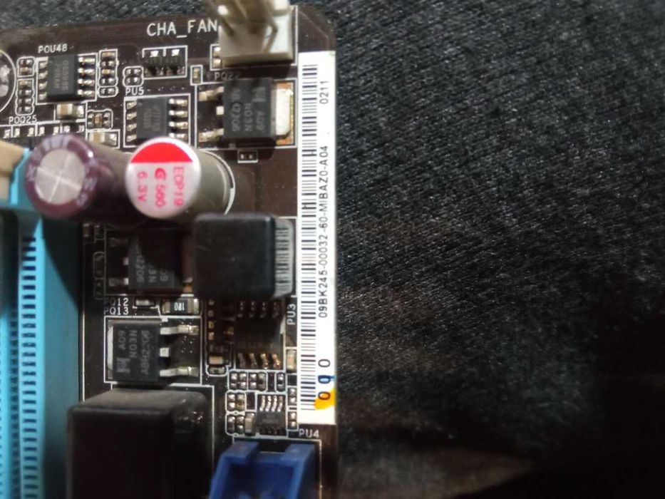 Płyta główna Asus P5G43T-M PRO z Procesorem i pamięć RAM DDR3.