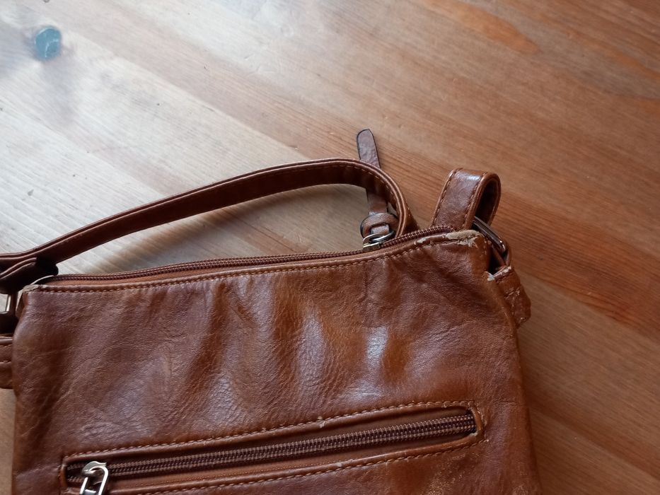 Torebka damska listonoszka