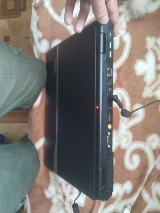 ноутбук Fujitsu-Siemens AMILO, модель Xi 2428.