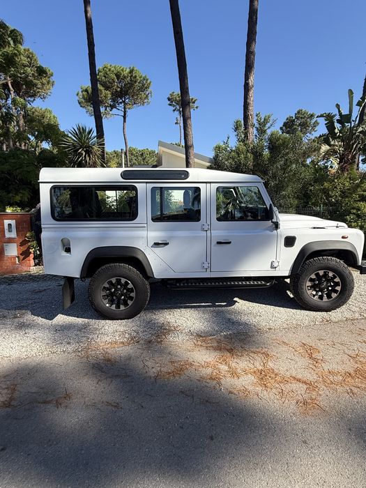 Land Rover Defender Puma 110 2015