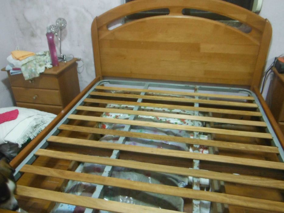 cama de casal em pinho mel