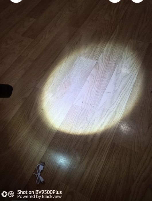 Ліхтар металевий акумуляторний