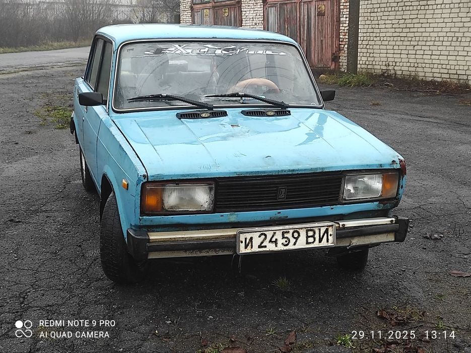 Продається ВАЗ 2105
Авто поварене,мотор роблений,газ/бензин ціна 22 ти