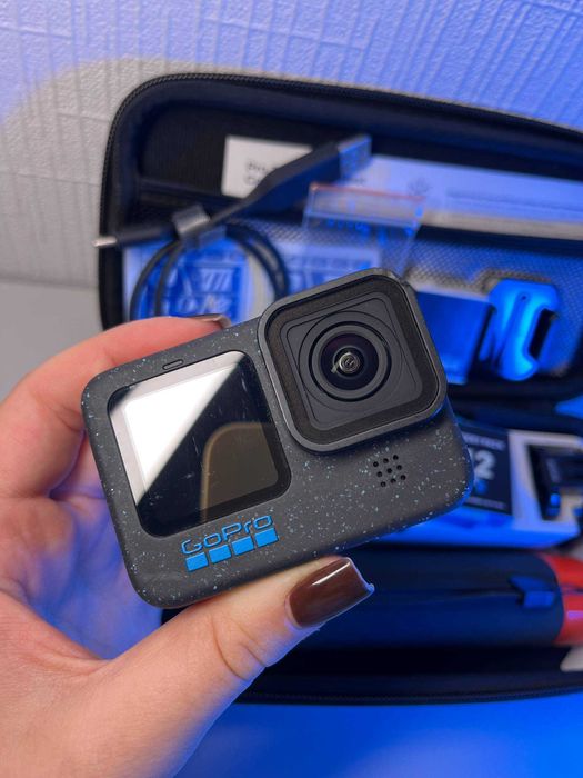 Екшн-камера GoPro Hero 12 з флешкою