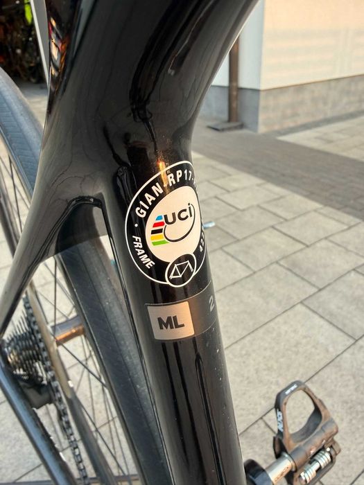 Sprzedam rower szosowy Giant