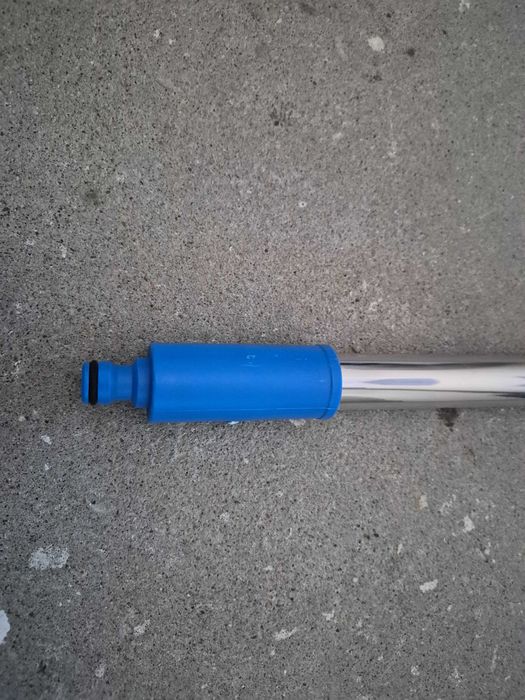 Kij teleskopowy stalowy 150/270 cm z przepływem wody