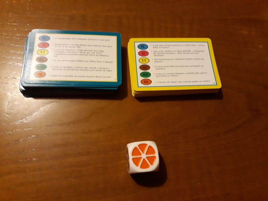 Jogo Trivial Pursuit NOVO portes incluídos