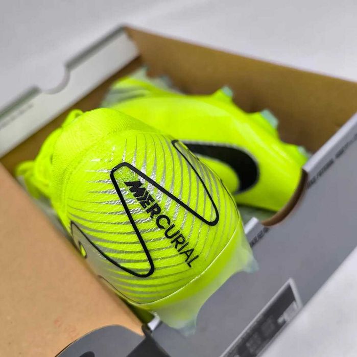 Дитячі футбольні бутси Nike Air Zoom Mercurial Vapor 36-44 + Сумочка