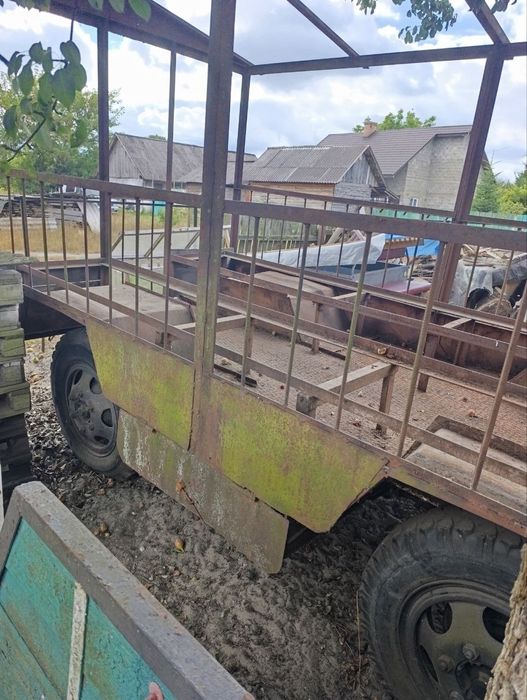 Платформа-причеп для бджолосімей