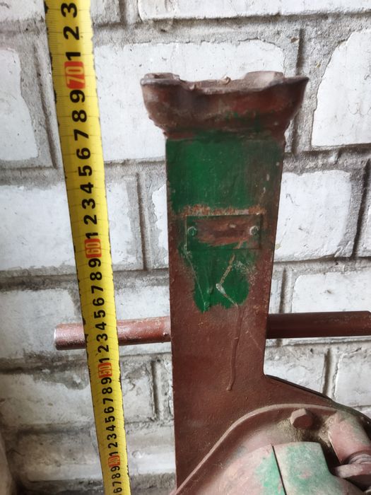 Сдам в аренду домкрат железнодорожный СССР 25т