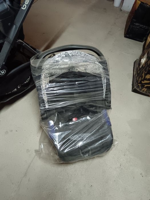 Carrinho bebé/criança usado