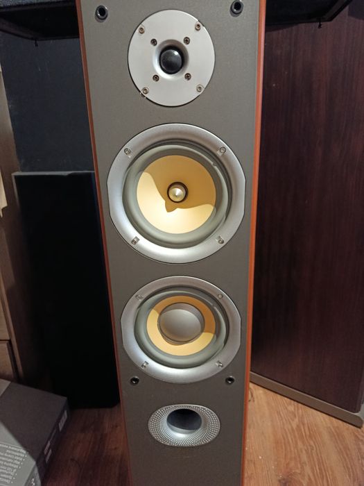 Sprzedam m audio hts 700