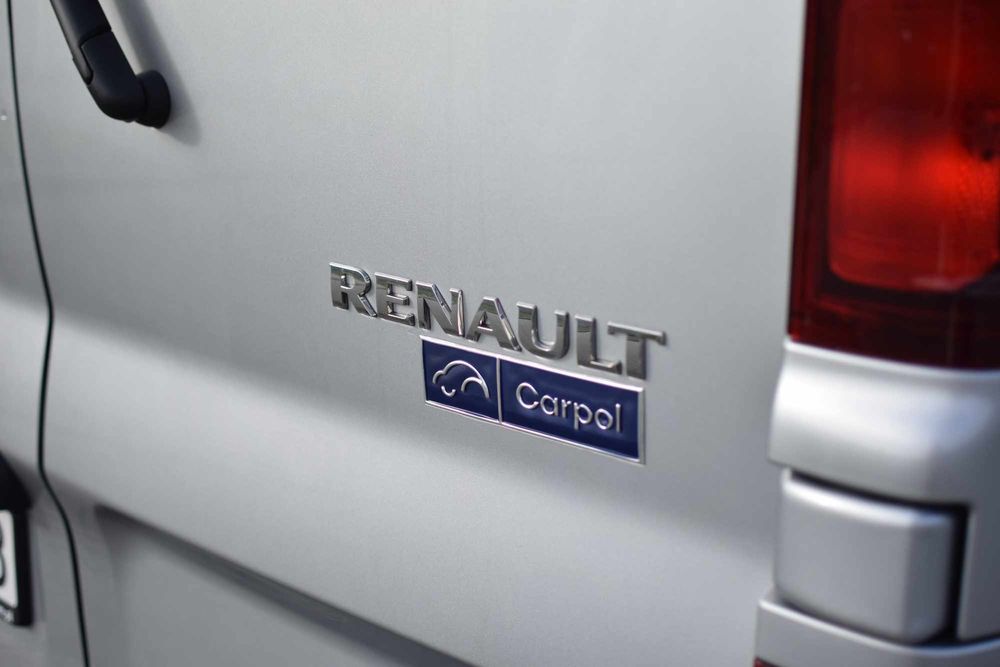 Wynajem busa 9 osobowego Renault Traffic COMBI Grand EQUILIBRE Blue