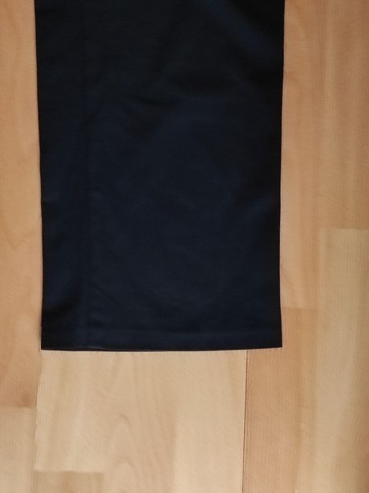 Eleganckie proste spodnie damskie długość 3/4