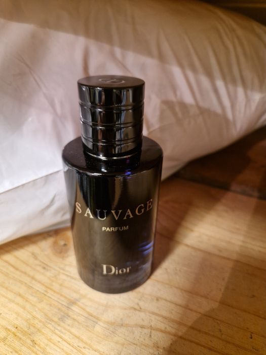 Sauvage Dior perfum 100ml