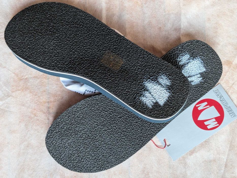 Chinelos Murphy & Nye