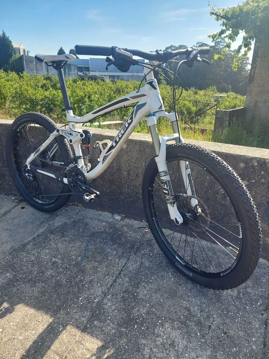 Bicicleta Trek top fuel EX6