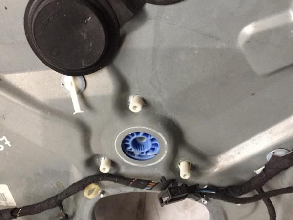 Elevador vidros frente esquerdo SEAT Ibiza III (6L1)