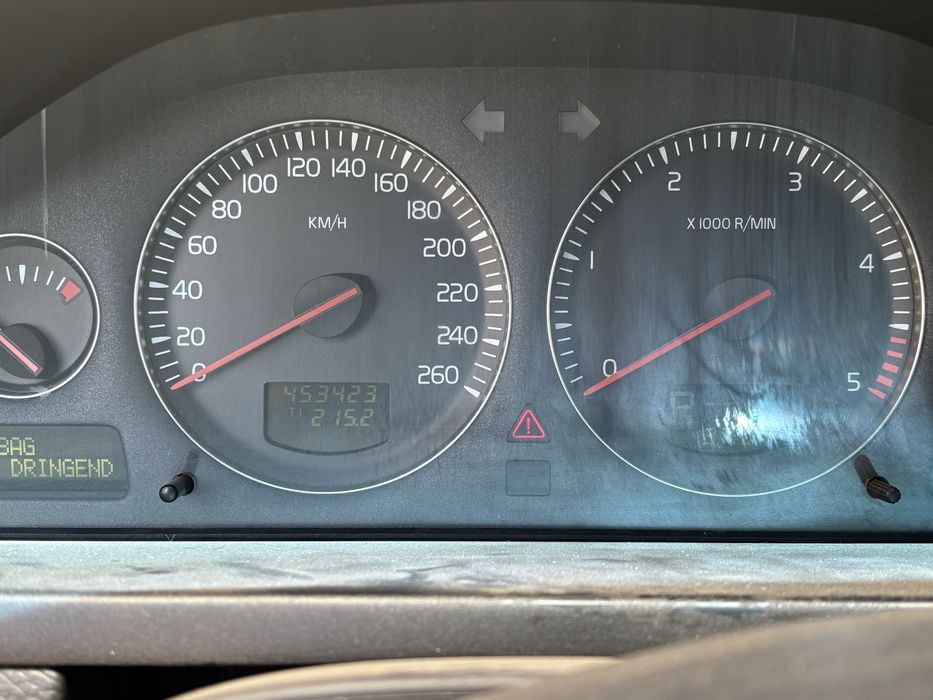 Продам Volvo XC90