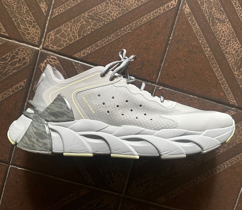 Кросівки Under Armour «halo»