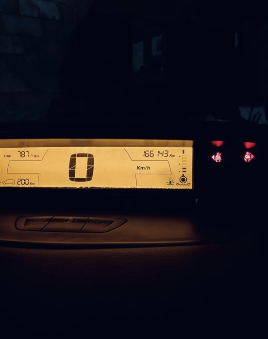 Citreon C4 Coupé 1.6 HDi Economica, fiável, poucos km
