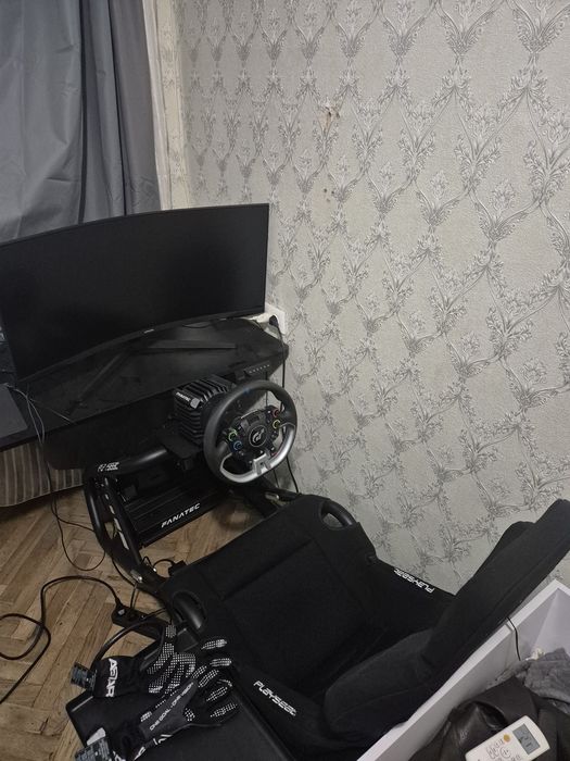 Кокпіт Playseat trophy