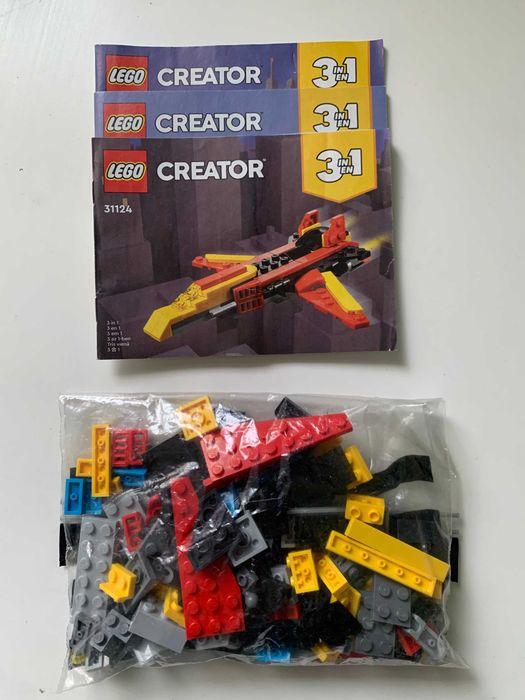 LEGO Creator 3 w 1 - 31124 Super Robot