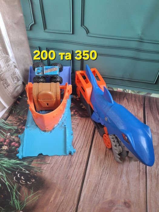 Хот вілс, супергерої,машинка для чоловічків