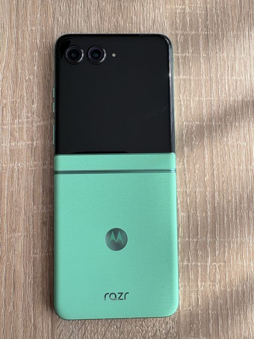 Motorola razr 60  256gb