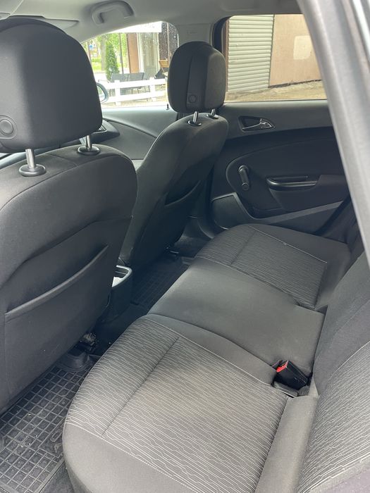 Продам Opel Astra J