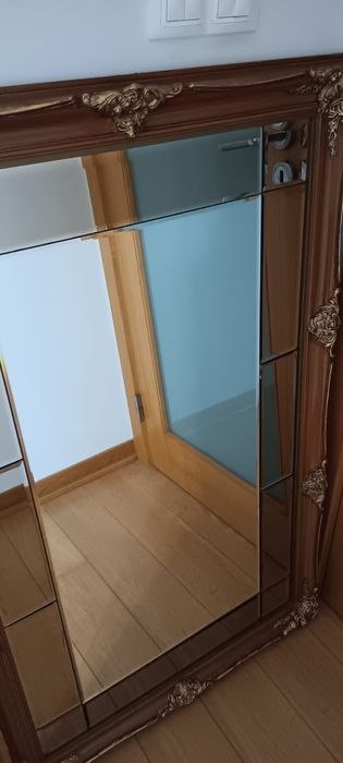 Espelho grande trabalhado