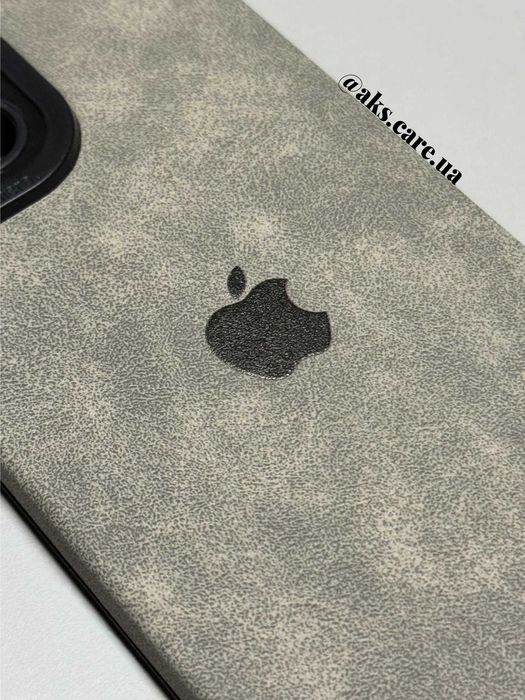 Сірий силіконовий чохол вельвет еко-замш з логотипом на айфон iPhone