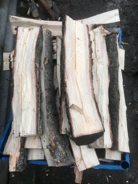 Фруктові дрова для шашлику,копчення..300грн. за банановий ящик