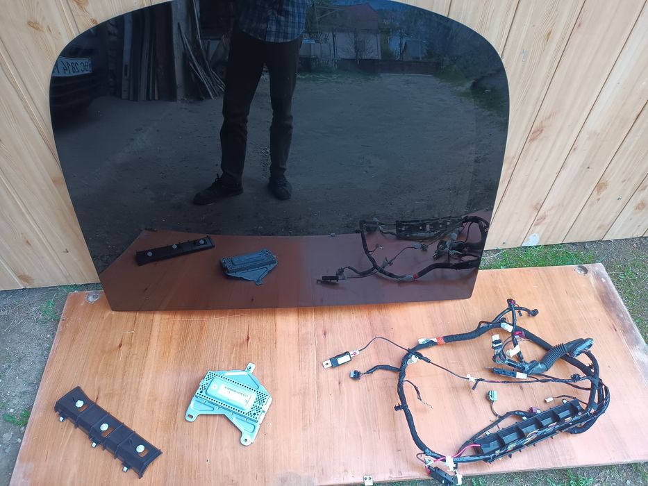 ,амортизатори кришки багажника і інше2023