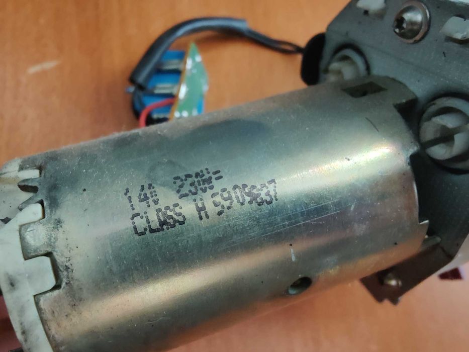 motor eletrico pequeno