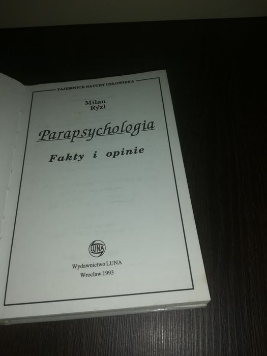 Parapsychologia, fakty i opinie