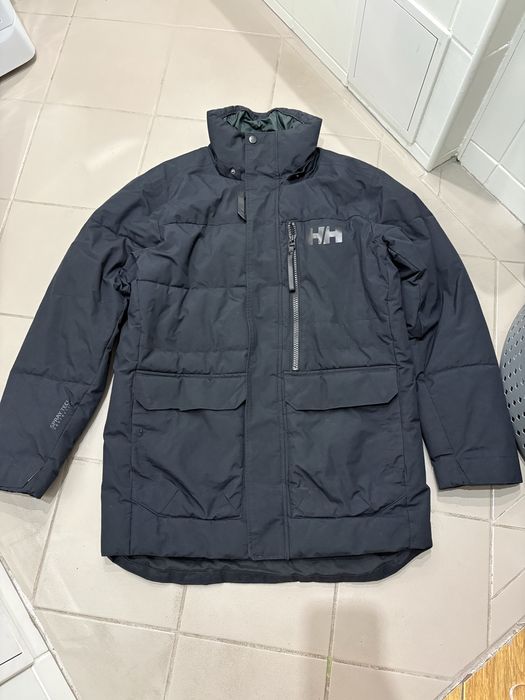 Kurtka meska puchowa ciepla zimowa  plaszcz Helly Hansen