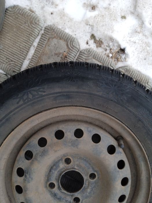 Зимові шини на дісках