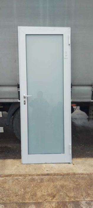 Drzwi 70 prawe alu szkło mat