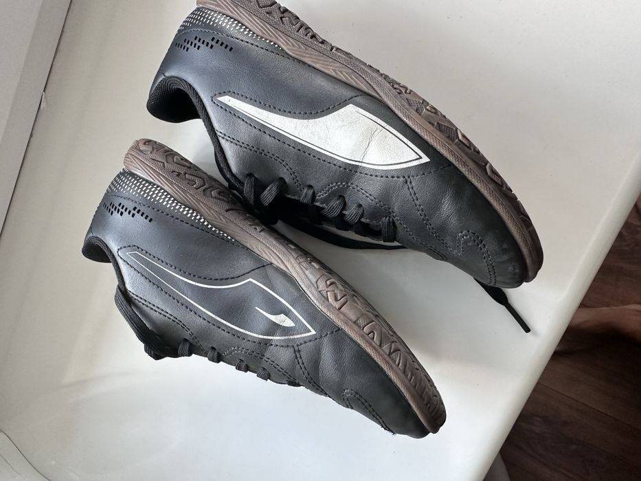Сороконіжки бутси для футболу puma victoria 2 розмір 34,5