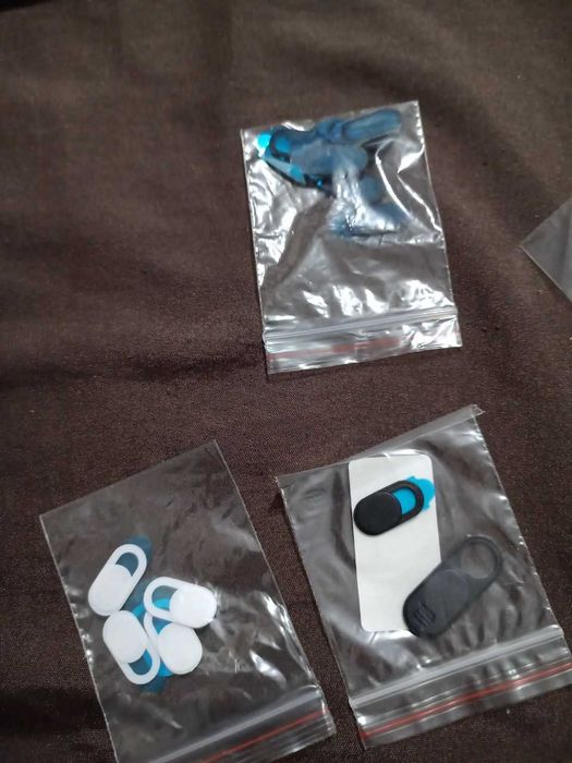 Захисна кришка камери