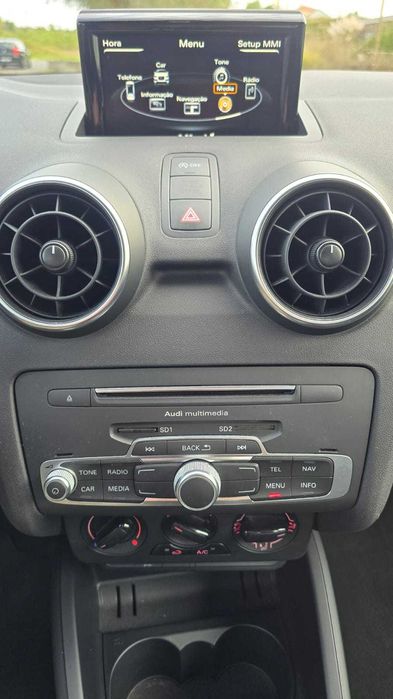 Vende-se Audi A1 Sline 1.4tdi