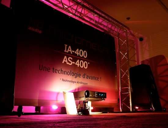 Amplificador integrado/streamer Micromega AS-400 c/ DAC