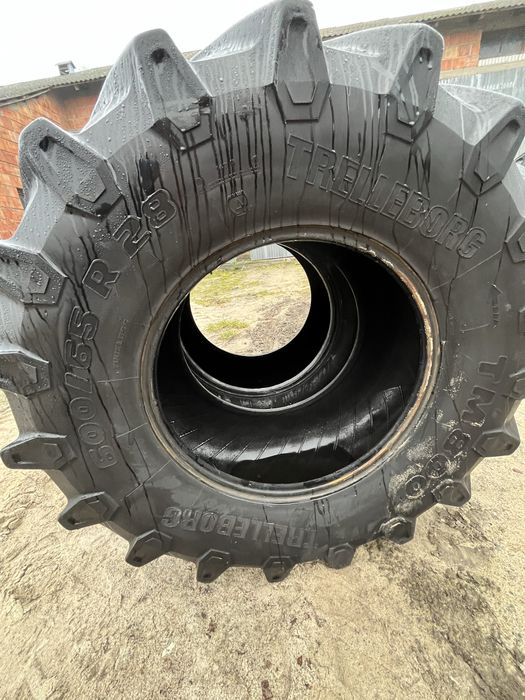 Opony Trelleborg 600/65 r28 Komplet