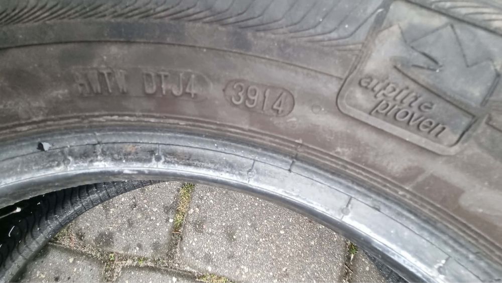 Opony zimowe 175/65/15 semperit