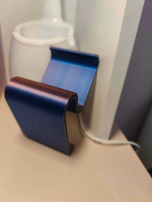 Stojak Na Telefon z Druku3D – Praktyczny i Nowoczesny