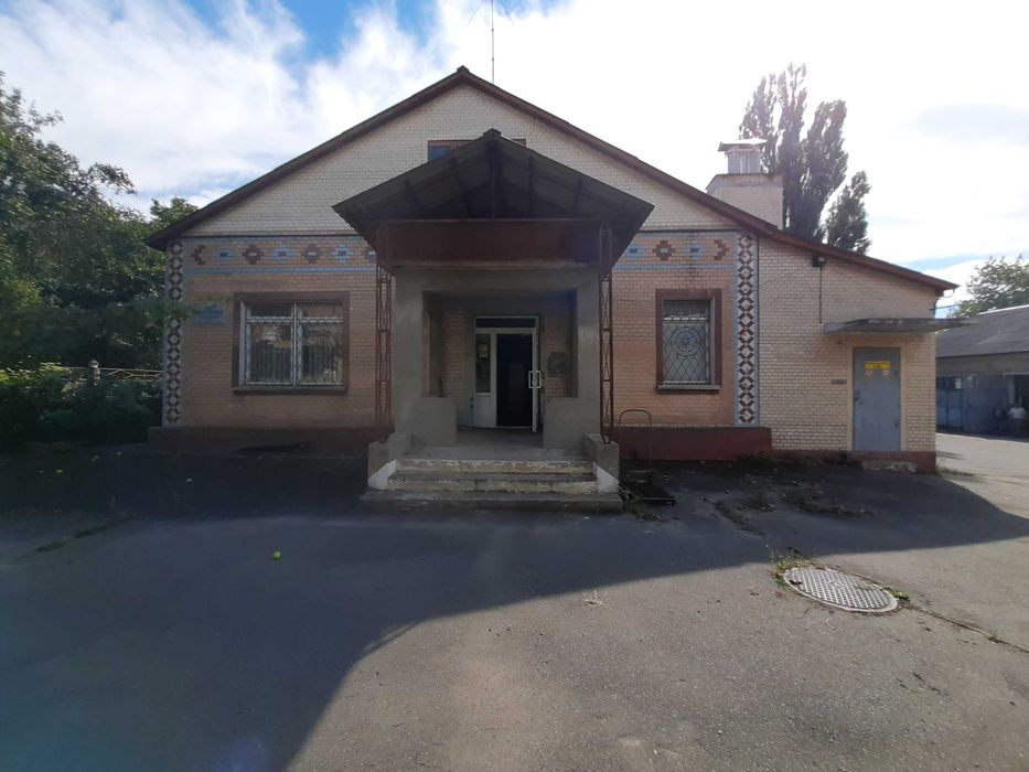 Оренда Укртелеком! 895,30 м²; м. Кам’янець-Подільський, шосе Нігинське, 42.