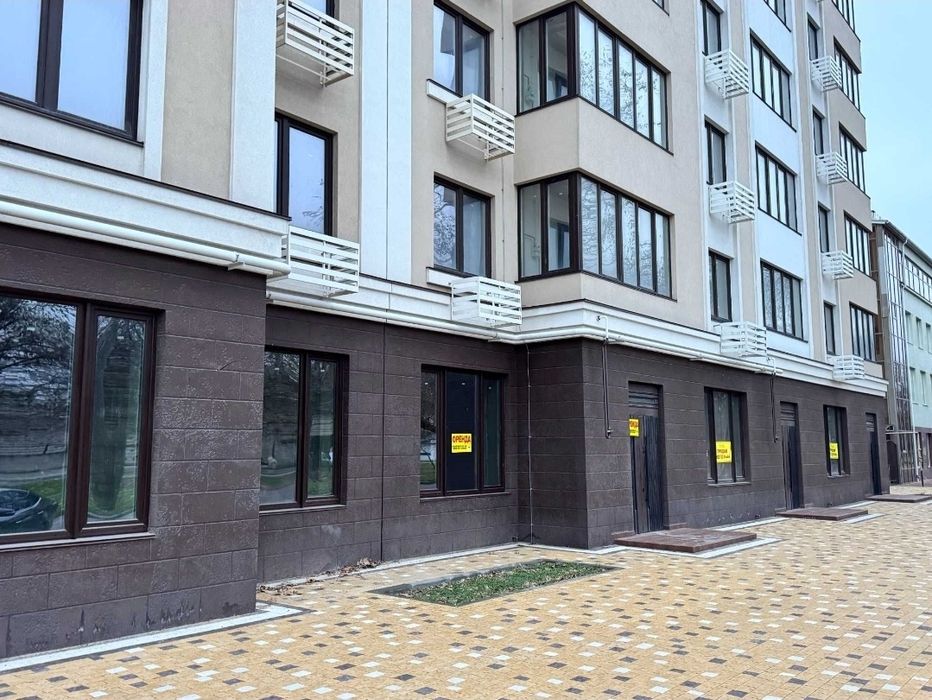 Аренда нового,фасадного помещения по Садовой 105м 60000грн