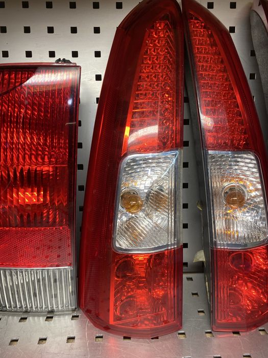 Задний фонарь стоп сигнал ліхтар задній  VOLVO V70 II 99-08