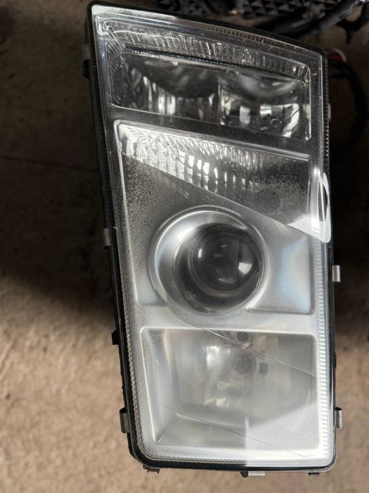 Дві фари volvo euro 4 підходить до euro 5